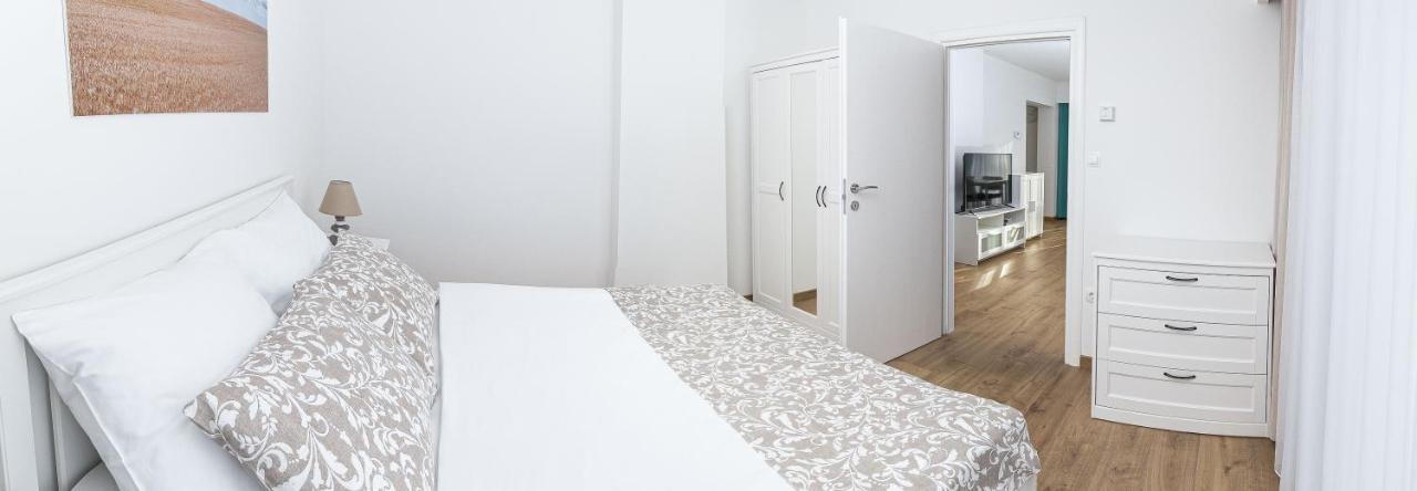 Apartmani Orion - Kasiopeja Vinkovci Esterno foto