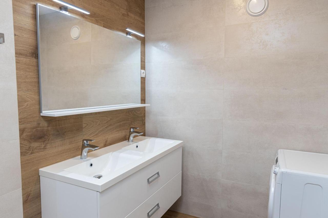 Apartmani Orion - Kasiopeja Vinkovci Esterno foto